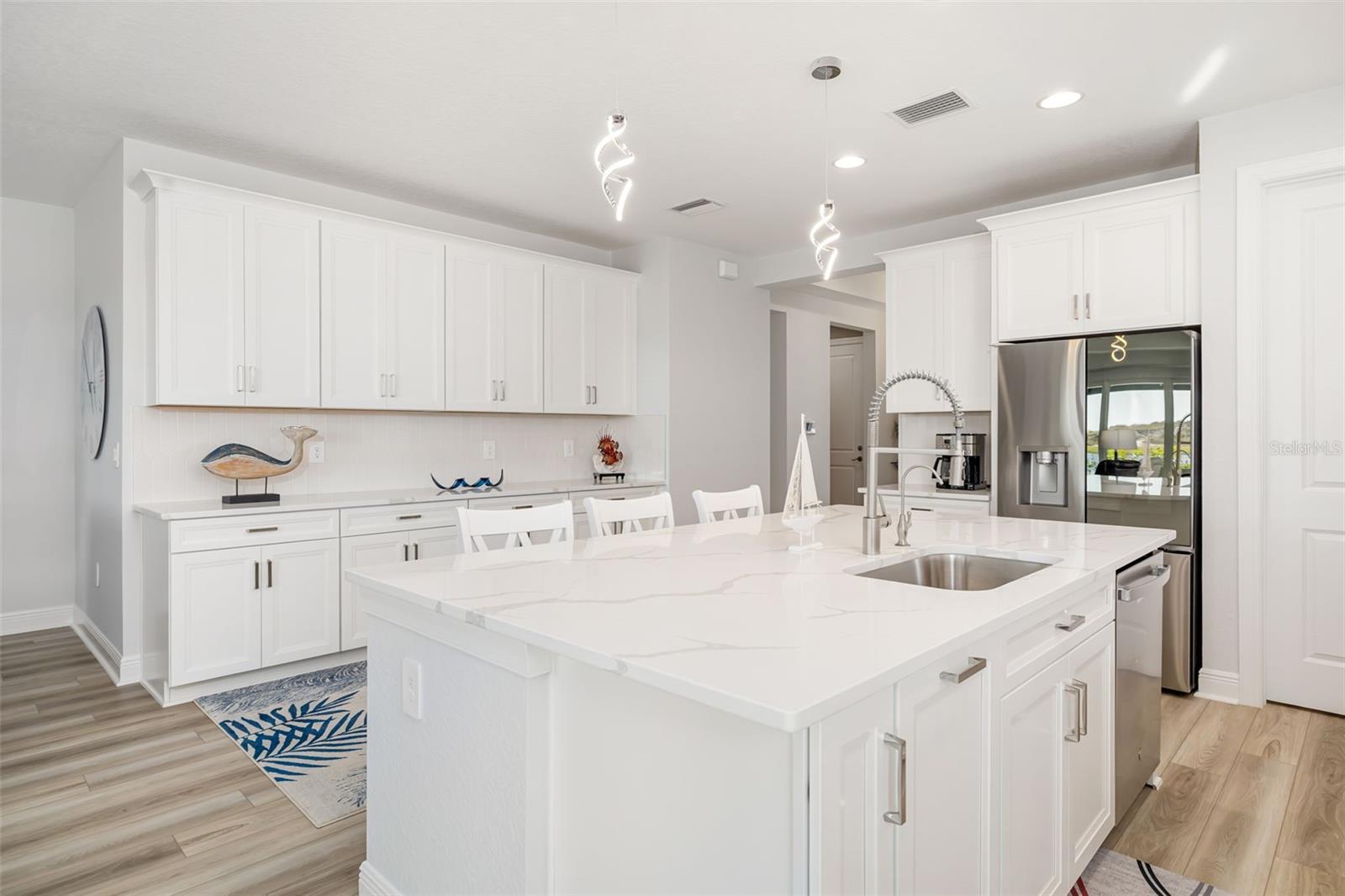 Image 10 of 79 For 241 Vistera Boulevard