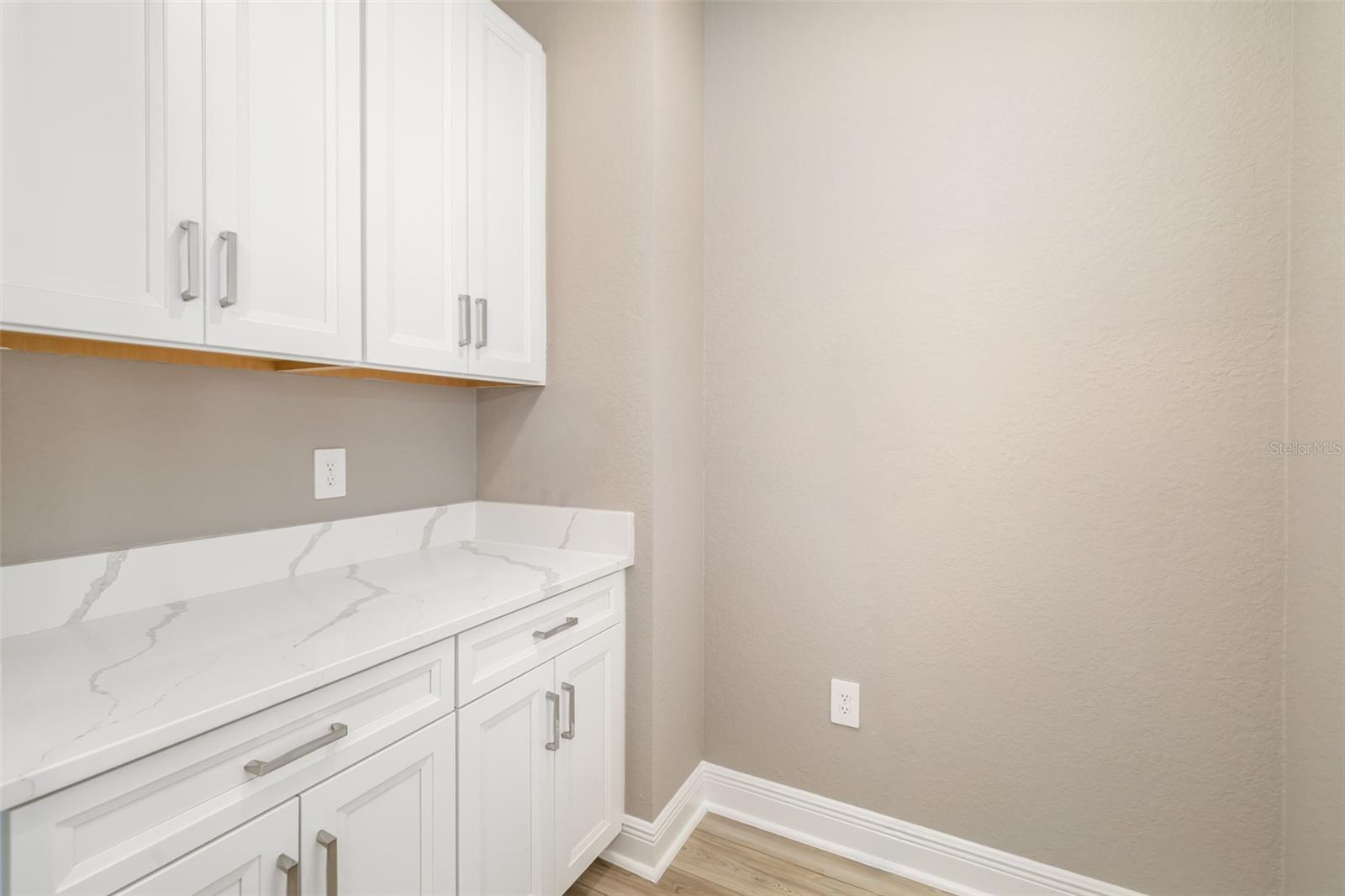 Image 21 of 79 For 241 Vistera Boulevard