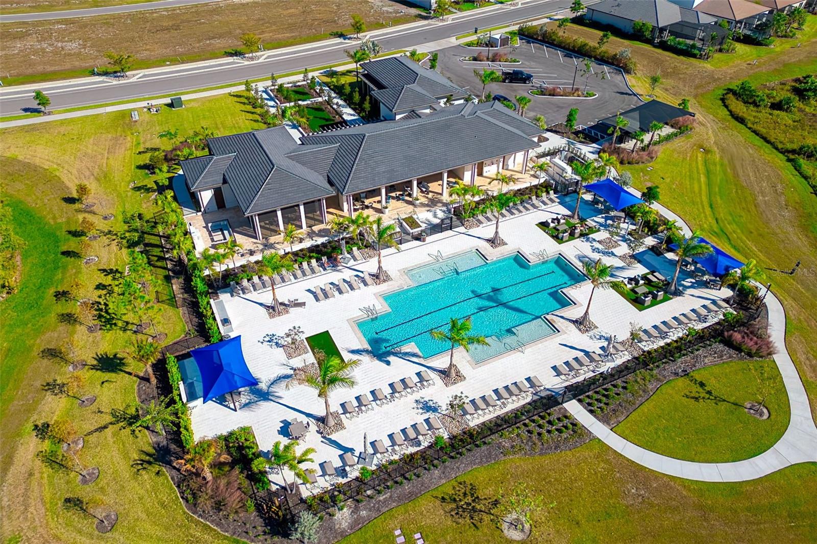 Image 45 of 79 For 241 Vistera Boulevard