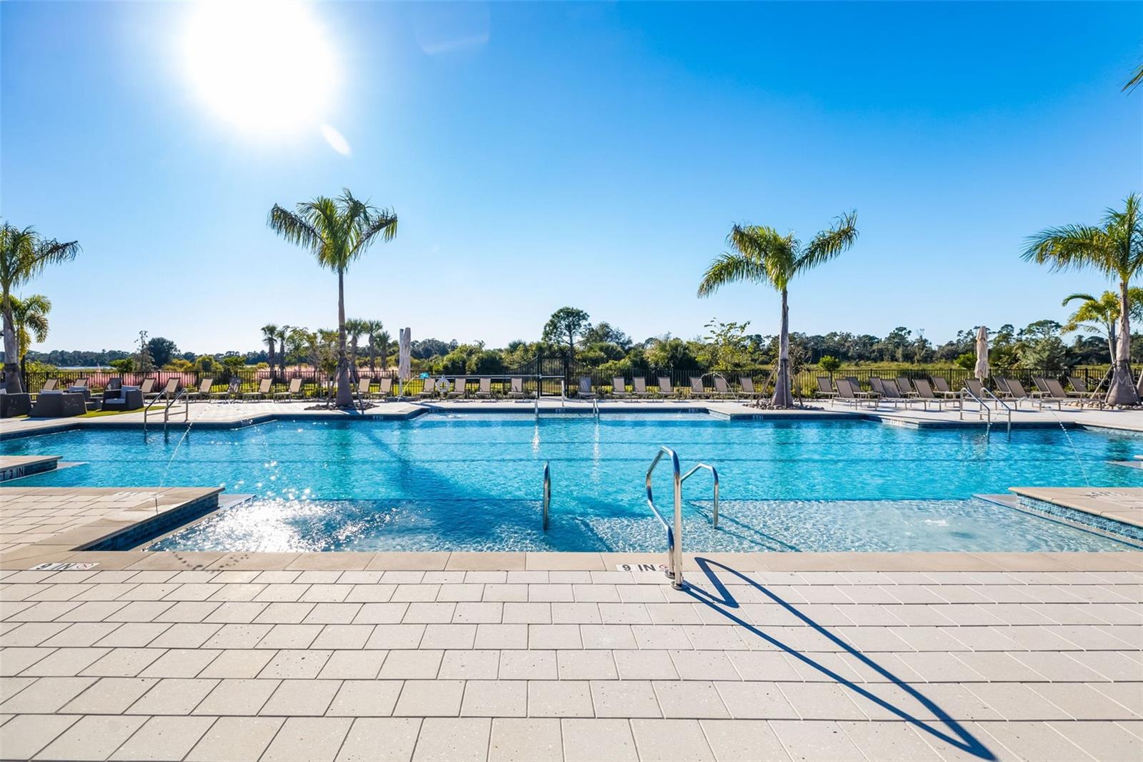 Image 46 of 79 For 241 Vistera Boulevard