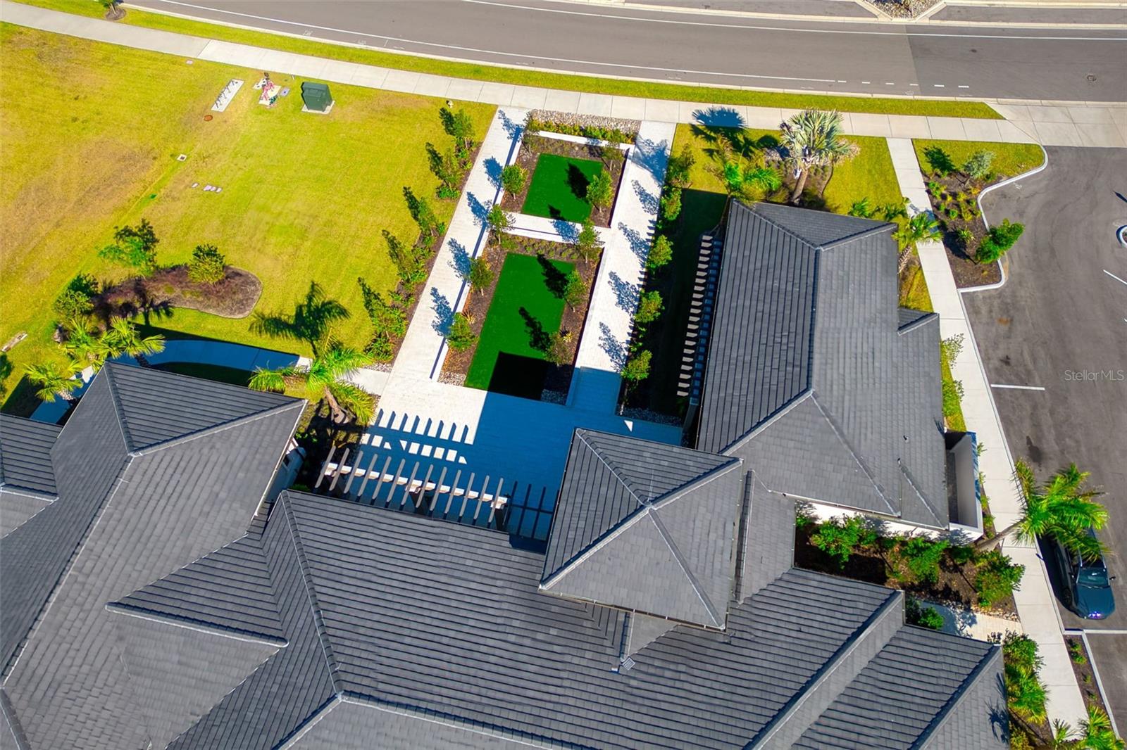 Image 57 of 79 For 241 Vistera Boulevard