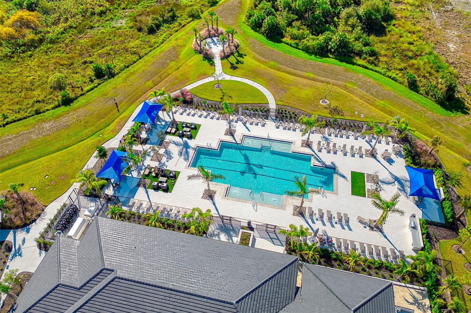 Image 59 of 79 For 241 Vistera Boulevard