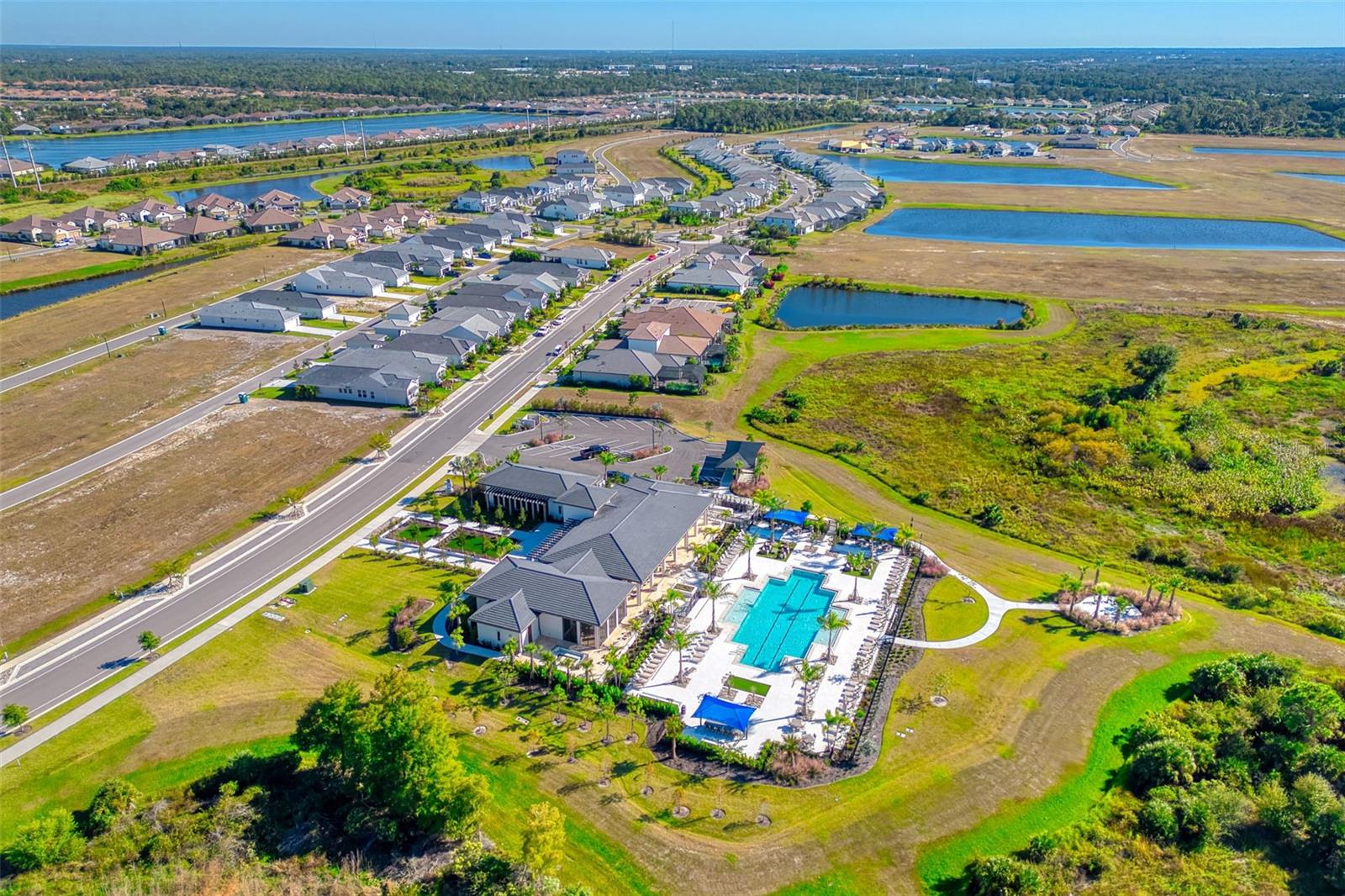 Image 61 of 79 For 241 Vistera Boulevard