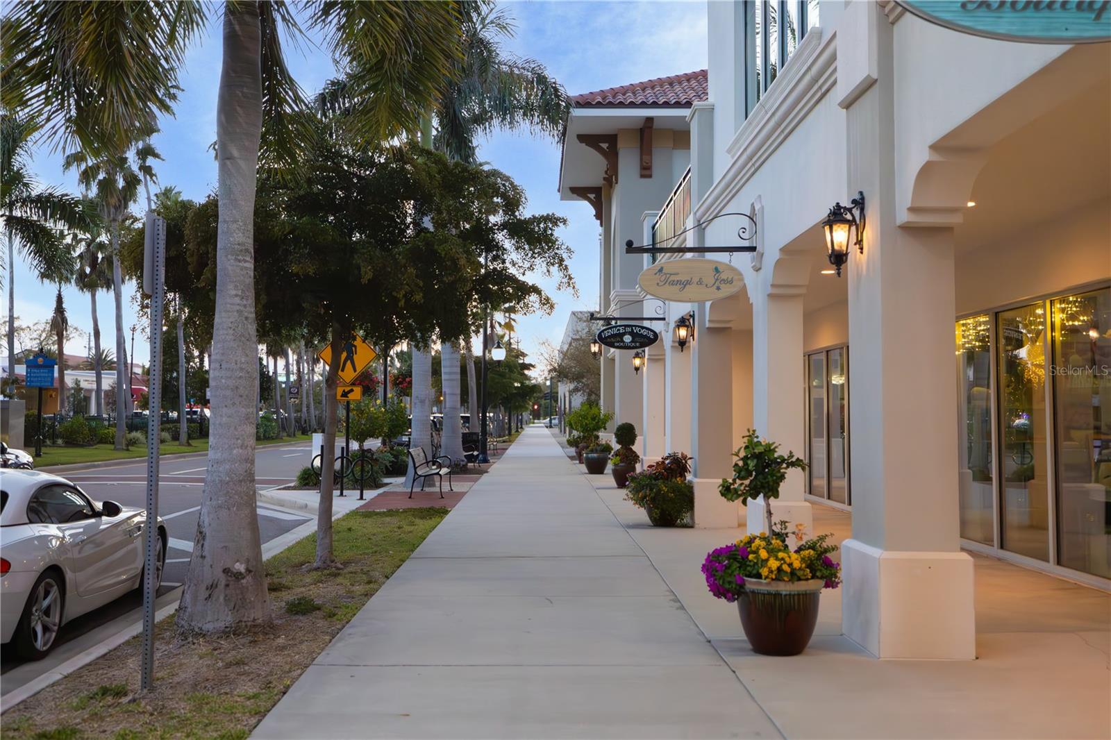 Image 76 of 79 For 241 Vistera Boulevard