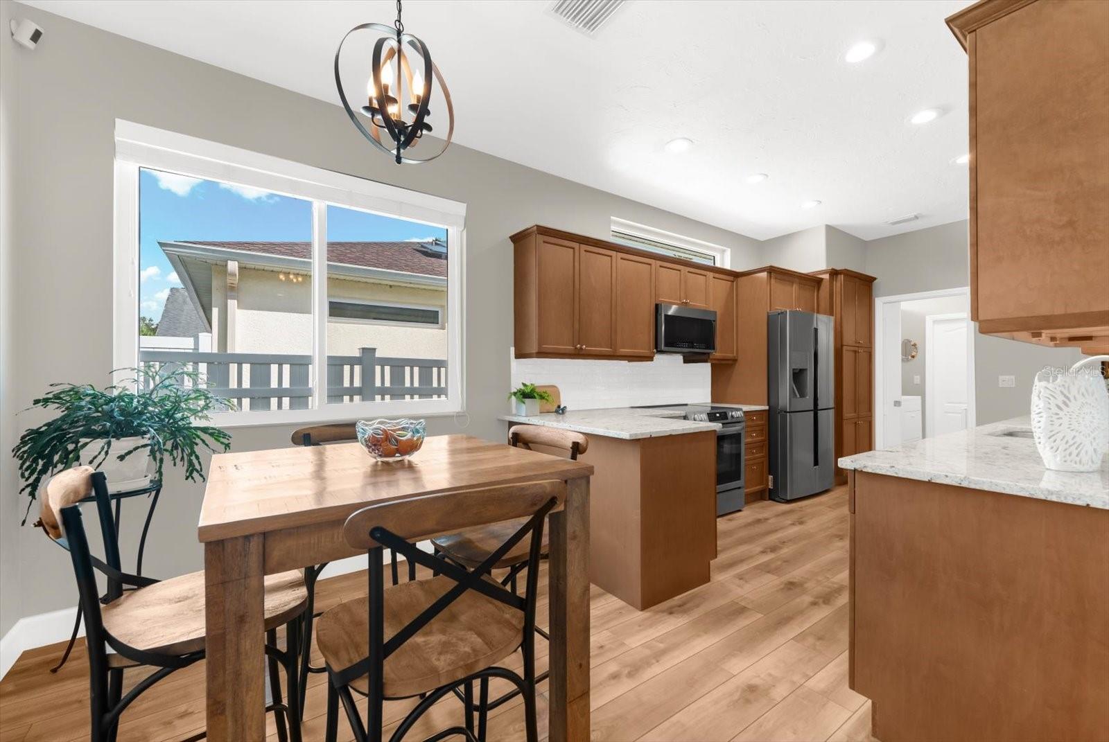 Image 22 of 76 For 4497 Edinbridge Circle 19