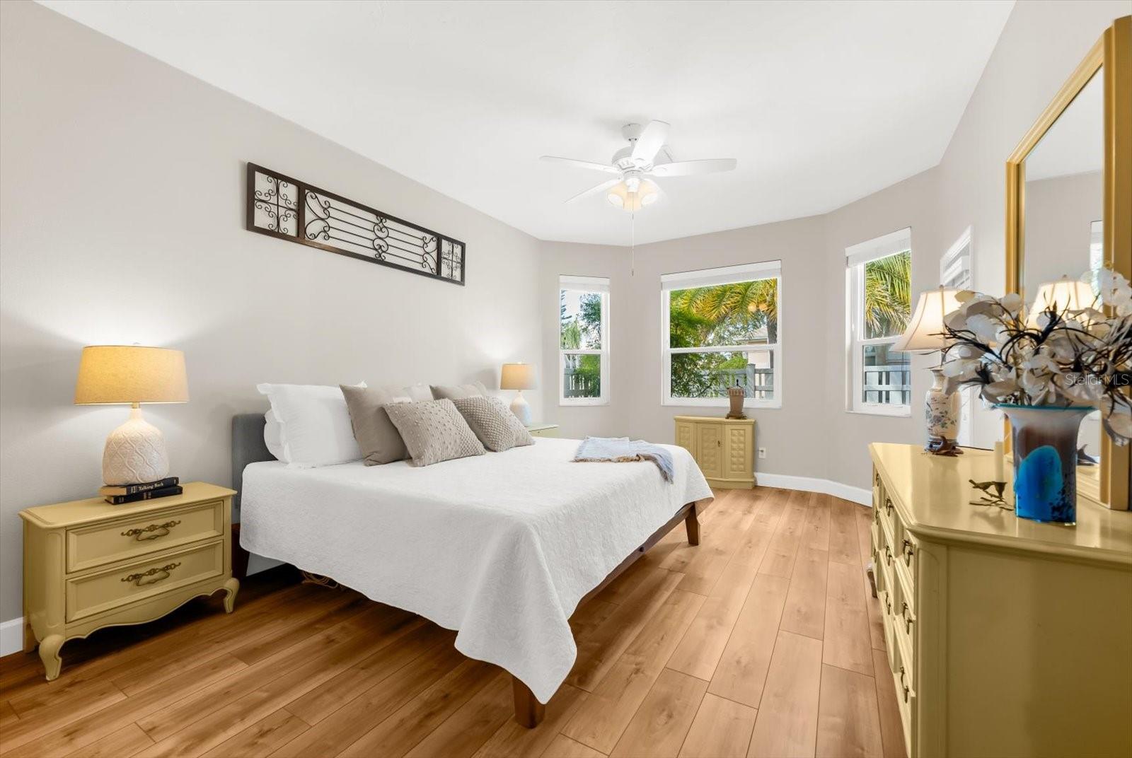 Image 34 of 76 For 4497 Edinbridge Circle 19