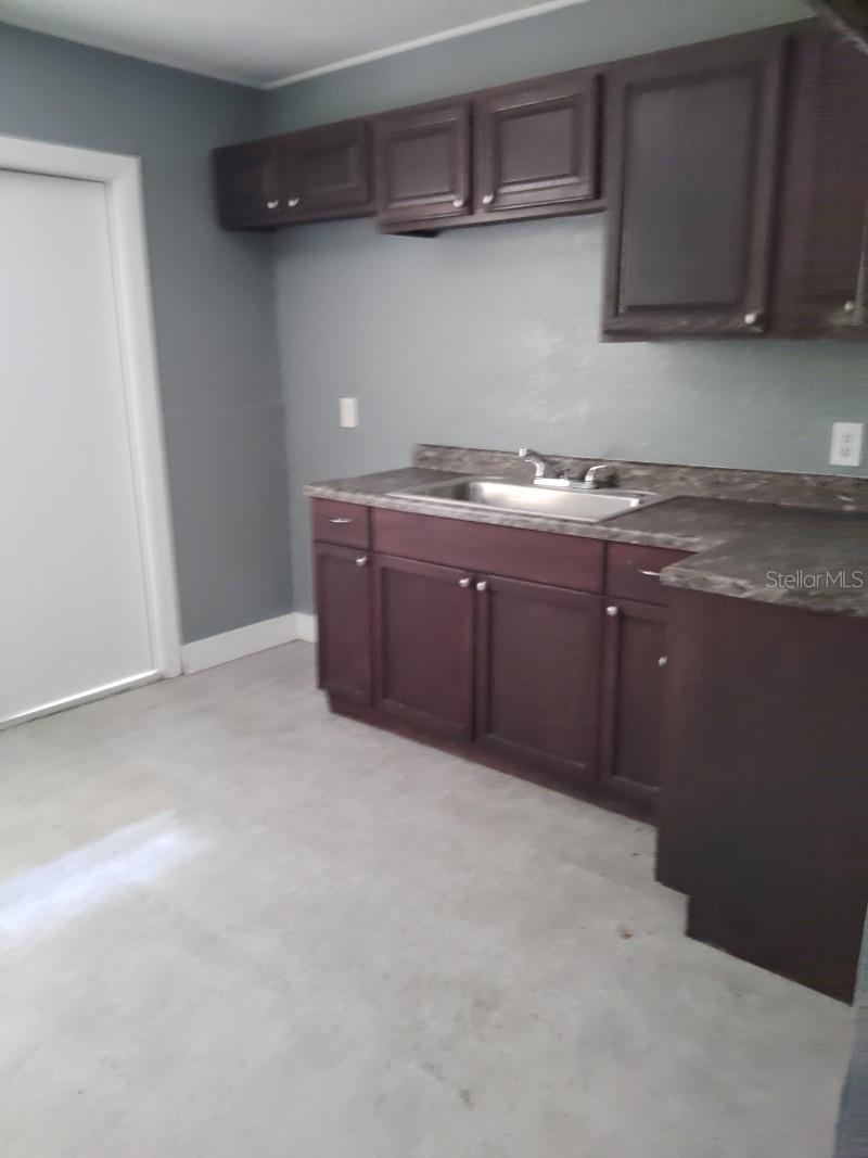 Image 4 of 8 For 1000 36th Street