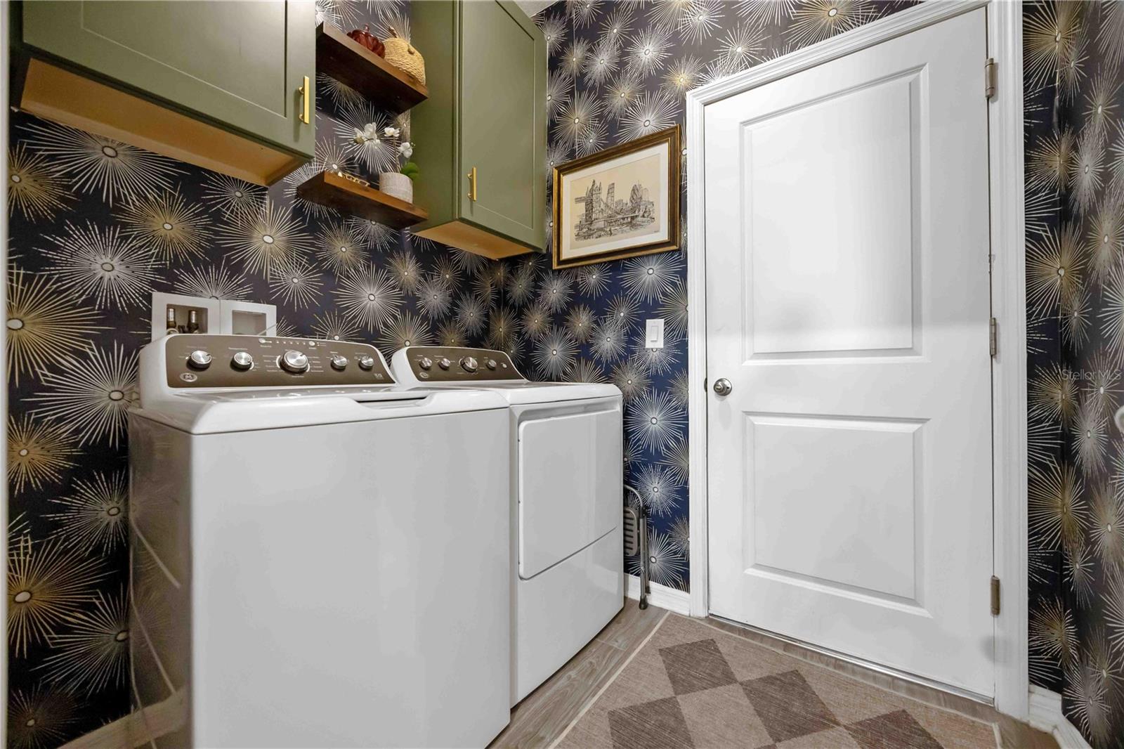 Image 18 of 65 For 5412 Los Robles Court