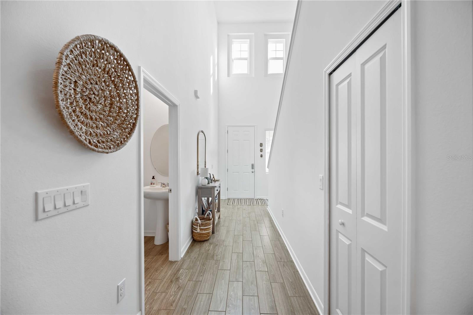 Image 5 of 65 For 5412 Los Robles Court