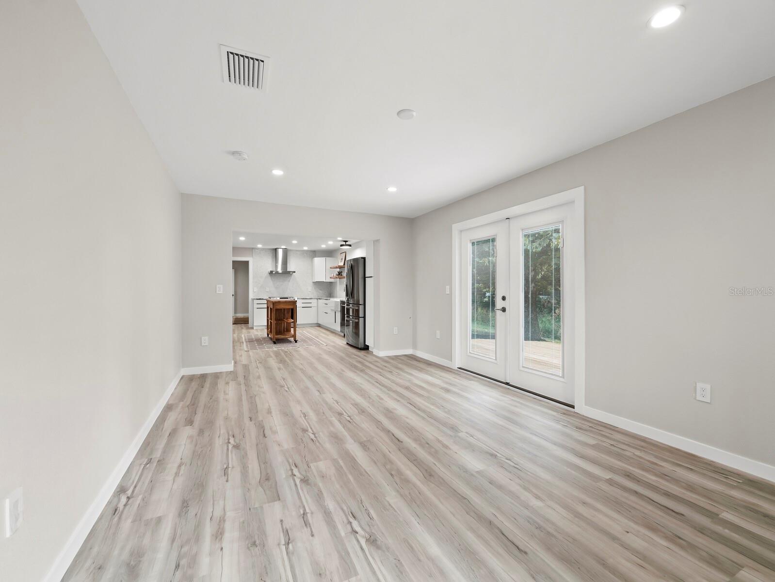 Image 16 of 32 For 3142 Rose Street