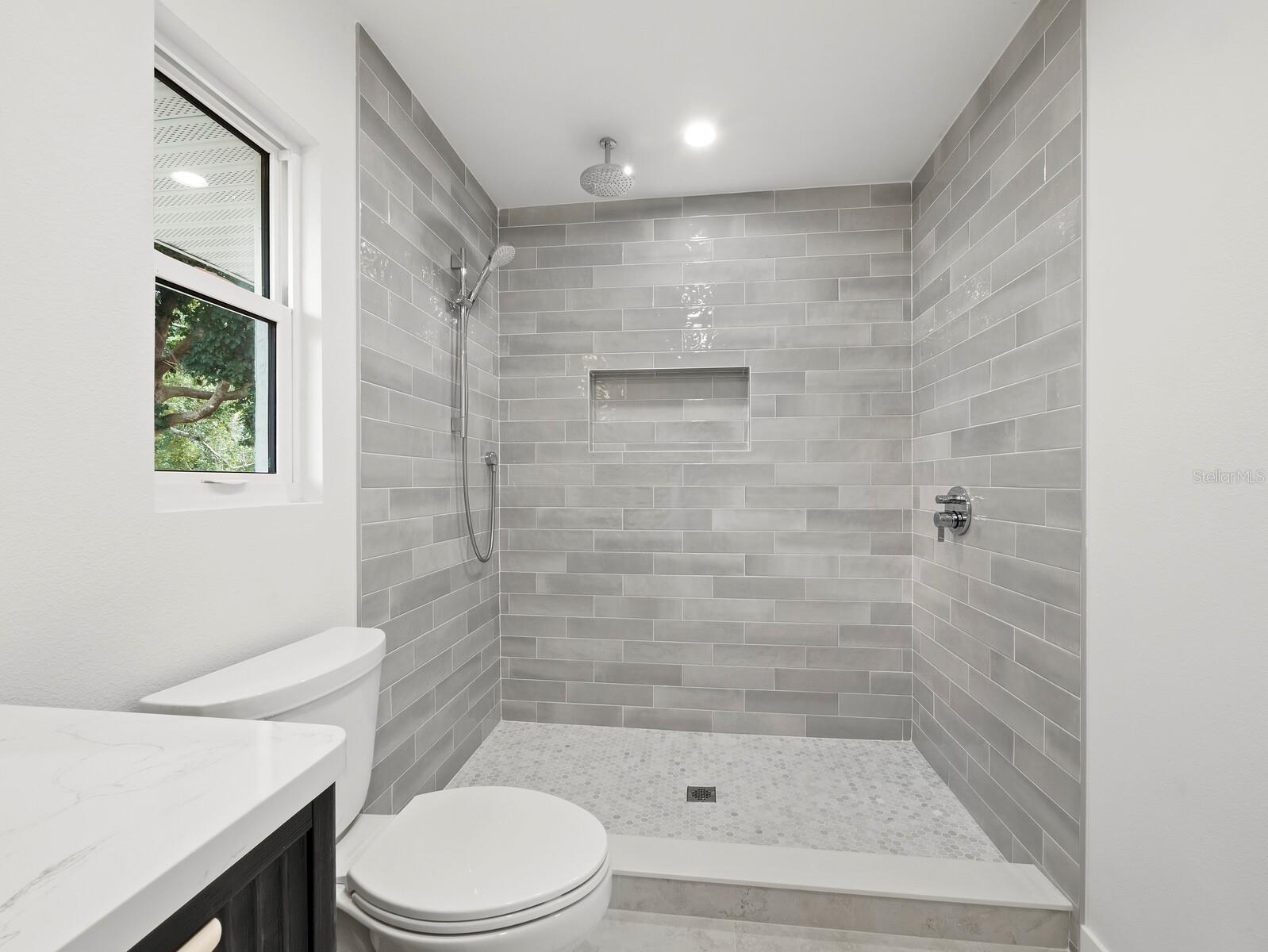 Image 23 of 32 For 3142 Rose Street