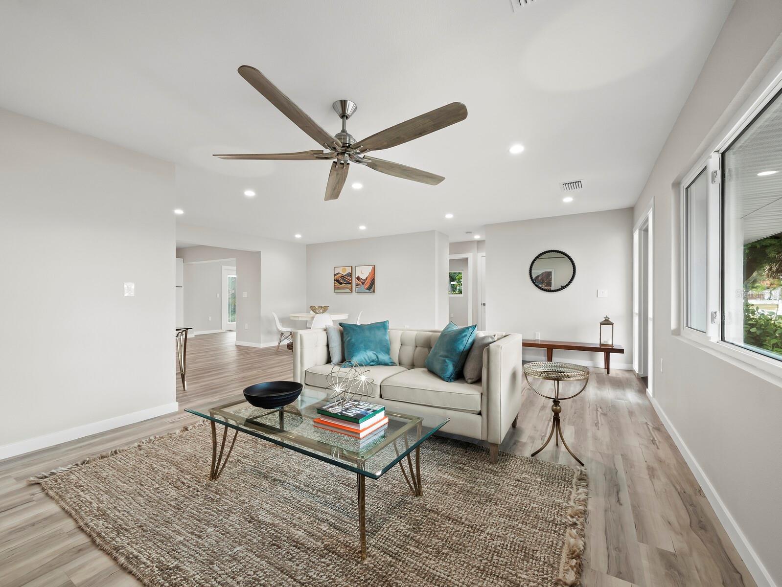 Image 8 of 32 For 3142 Rose Street