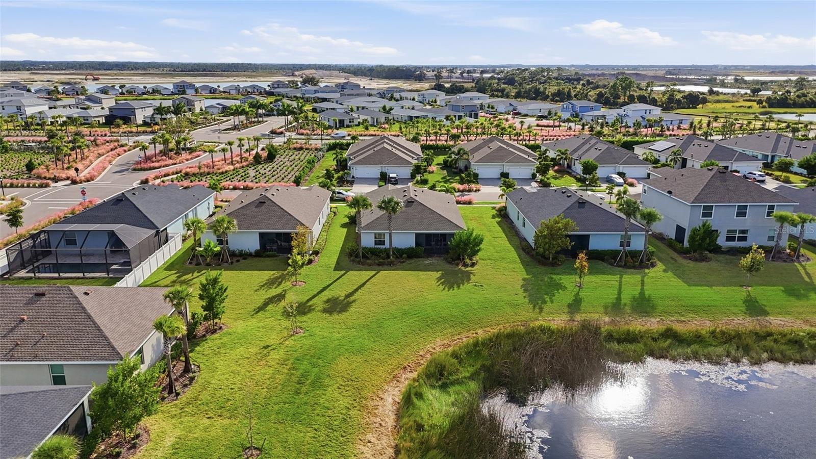 Image 30 of 36 For 17884 Woodland Court