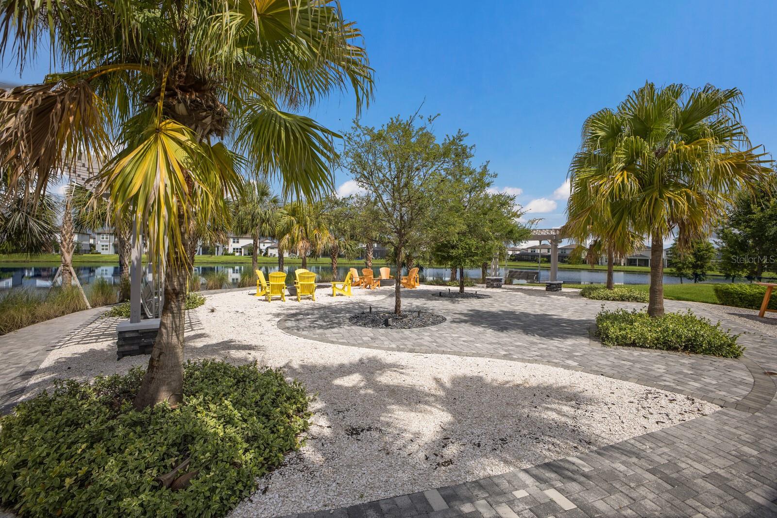 Image 41 of 71 For 8985 Royal River Circle