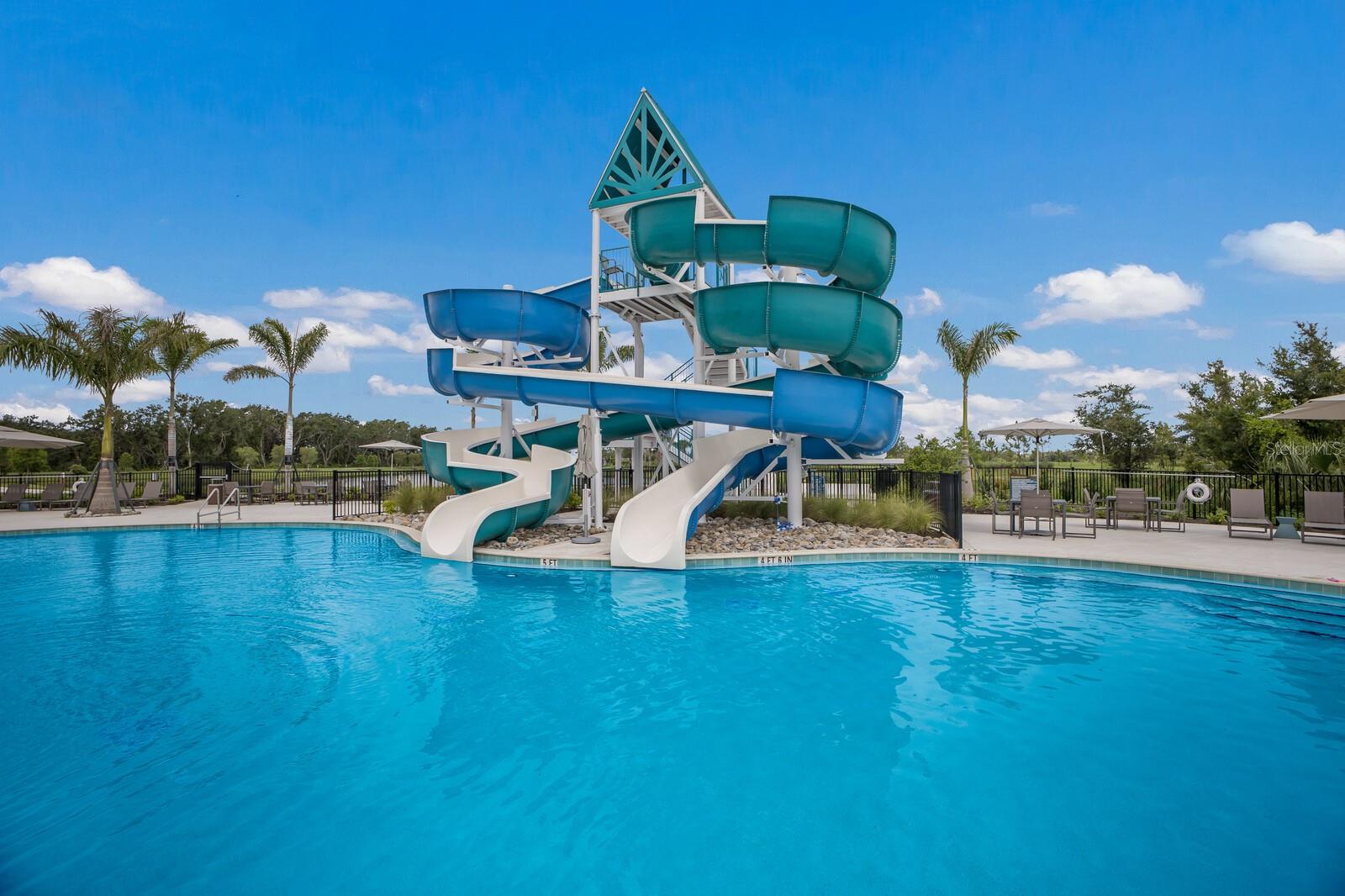 Image 47 of 71 For 8985 Royal River Circle