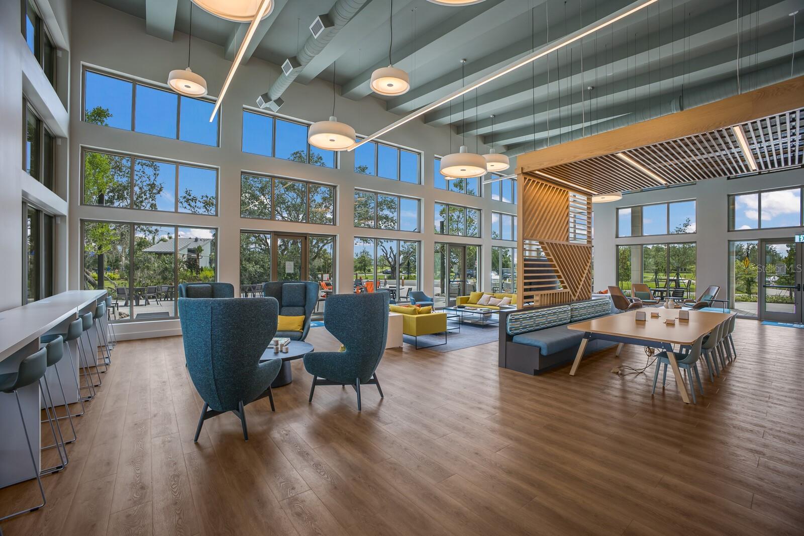 Image 53 of 71 For 8985 Royal River Circle