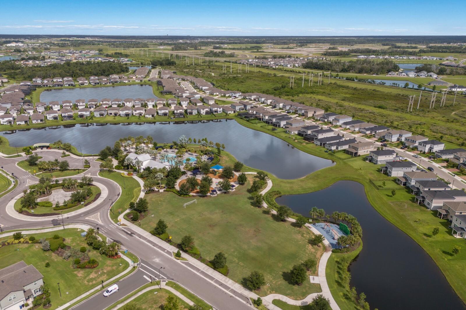 Image 63 of 71 For 8985 Royal River Circle