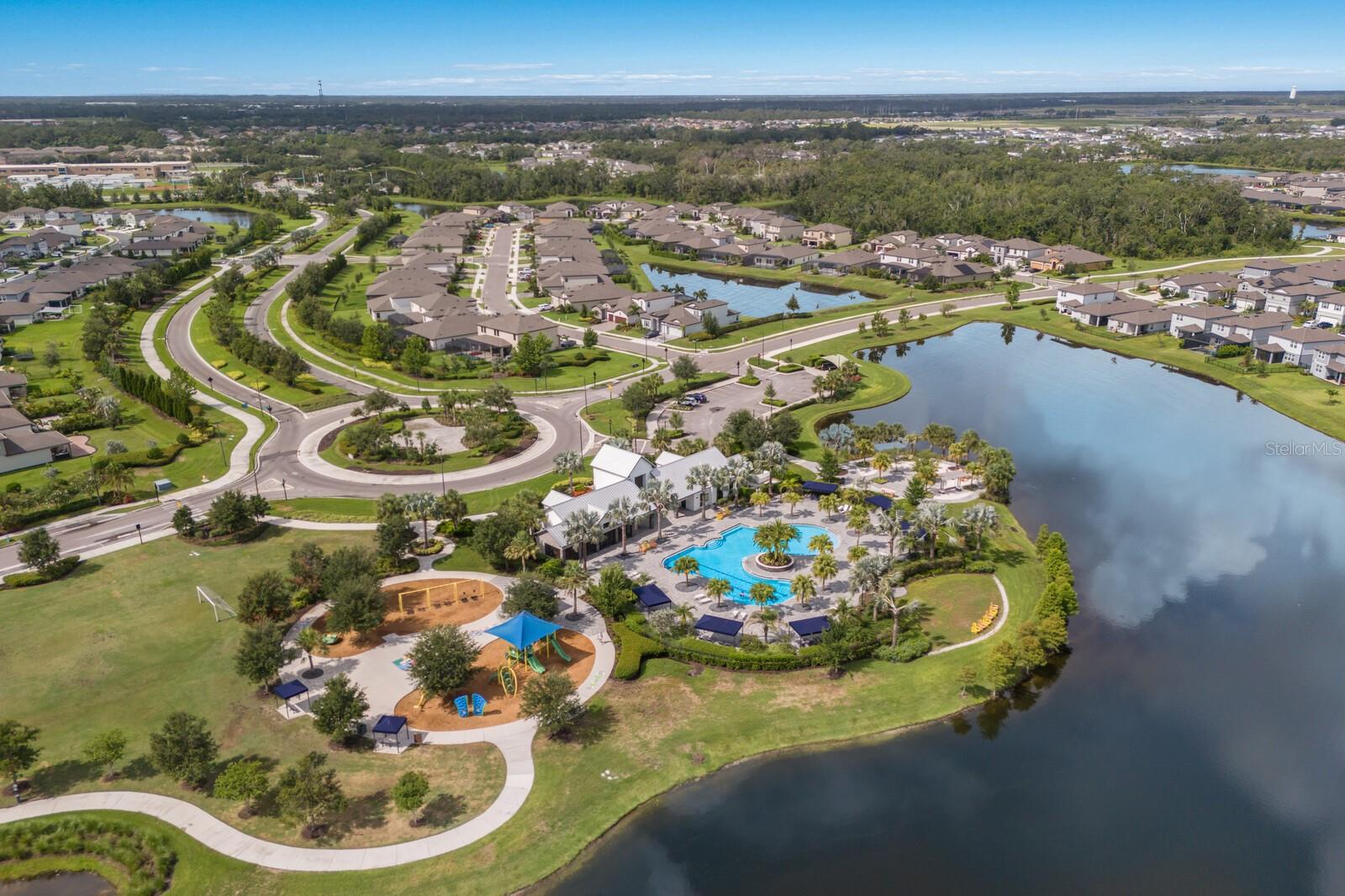 Image 65 of 71 For 8985 Royal River Circle