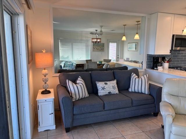 Image 14 of 52 For 427 Casey Key Road 1