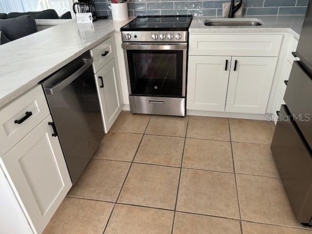 Image 18 of 52 For 427 Casey Key Road 1