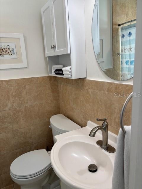 Image 20 of 52 For 427 Casey Key Road 1