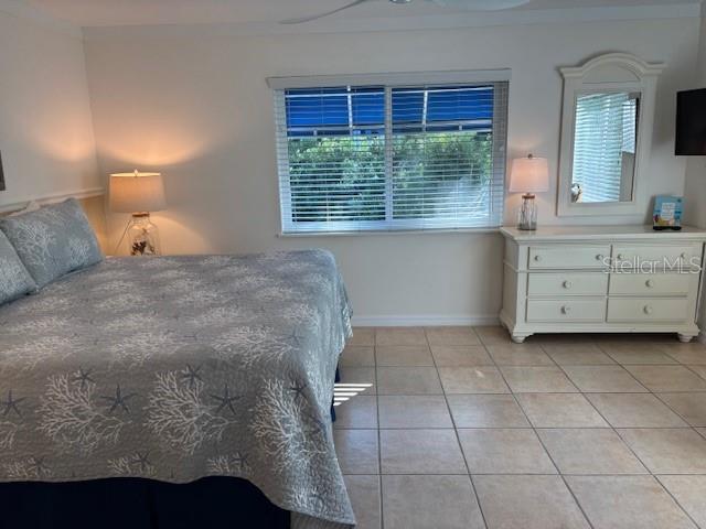 Image 22 of 52 For 427 Casey Key Road 1