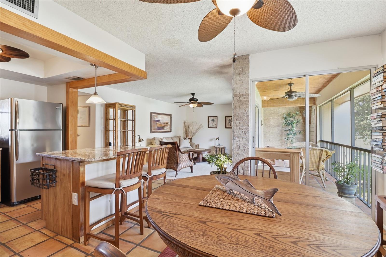 Image 10 of 39 For 2447 Clubhouse Circle 203