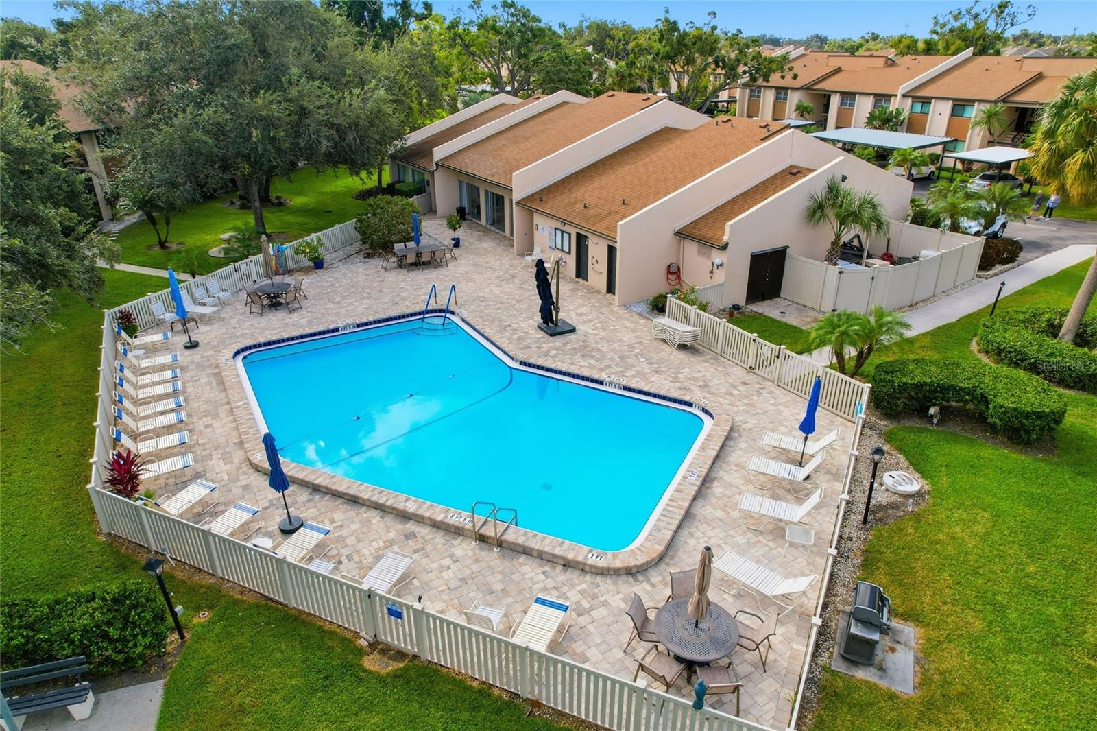 Image 24 of 39 For 2447 Clubhouse Circle 203