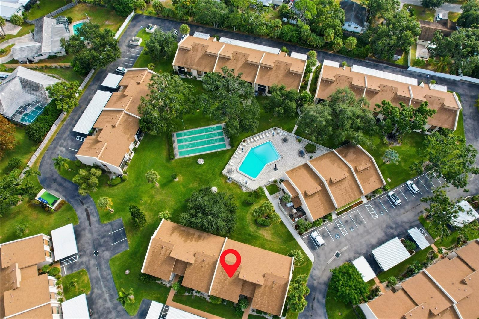 Image 34 of 39 For 2447 Clubhouse Circle 203