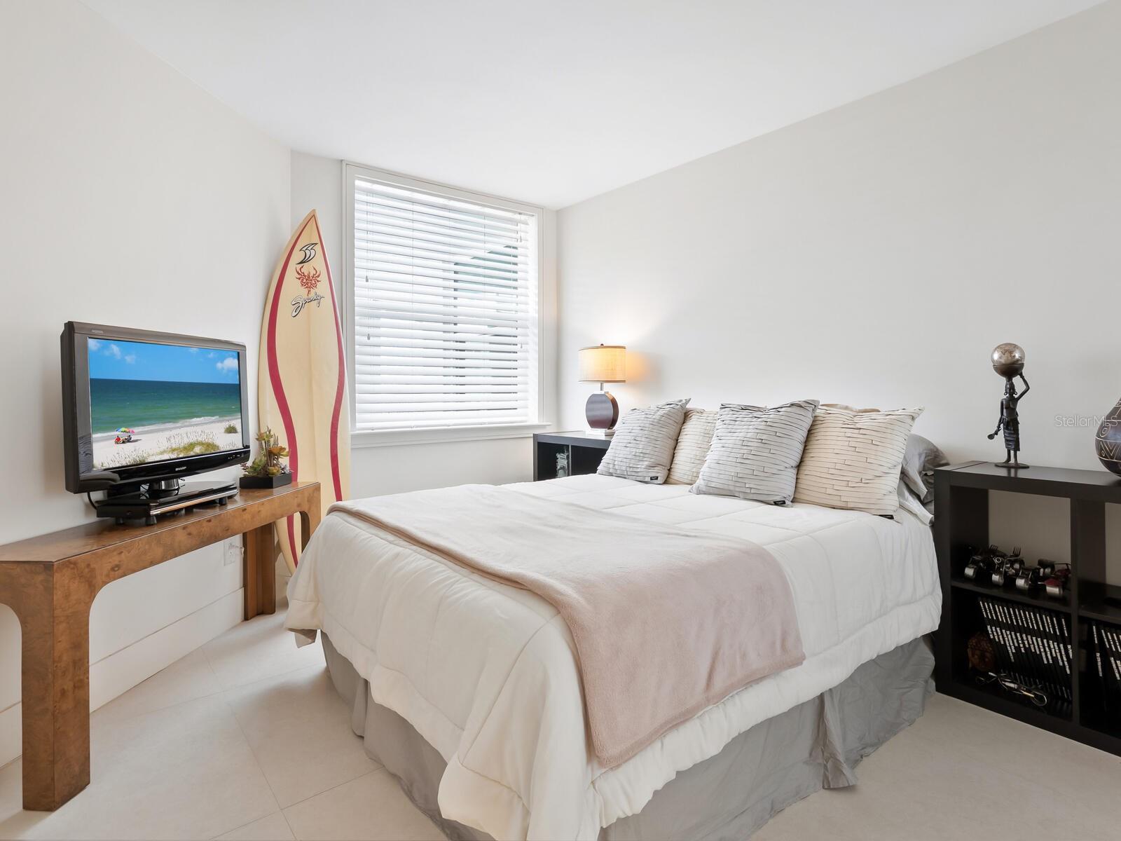 Image 23 of 37 For 1770 Benjamin Franklin Drive 401