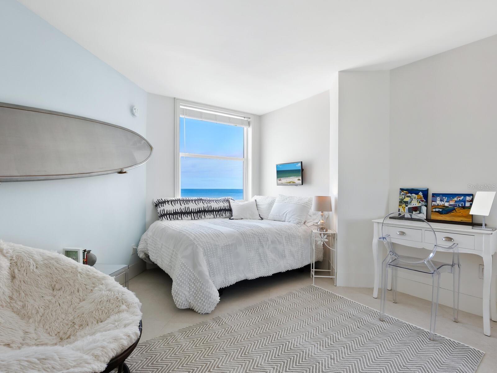 Image 25 of 37 For 1770 Benjamin Franklin Drive 401