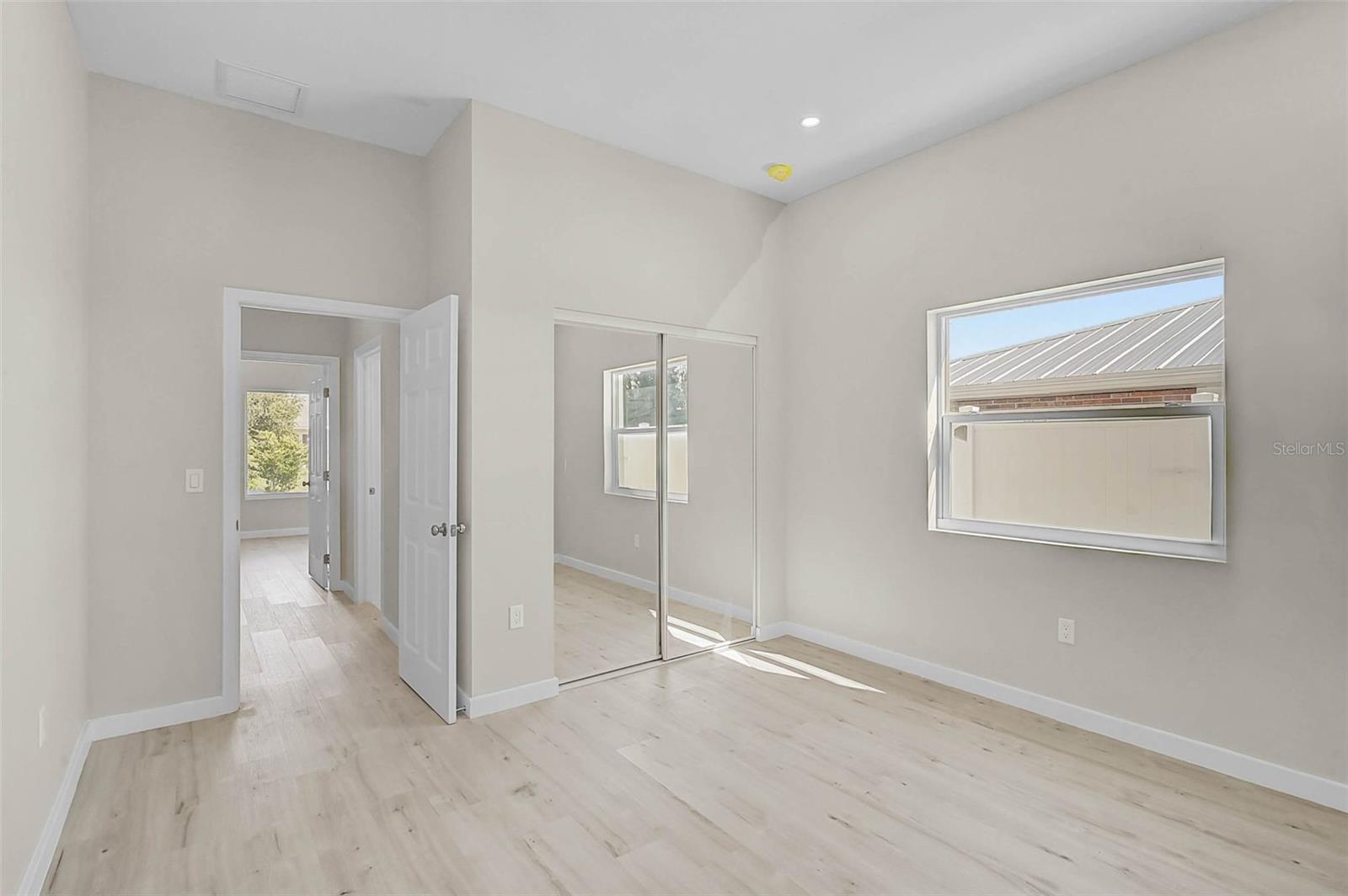 Image 22 of 50 For 12301 Harland Street