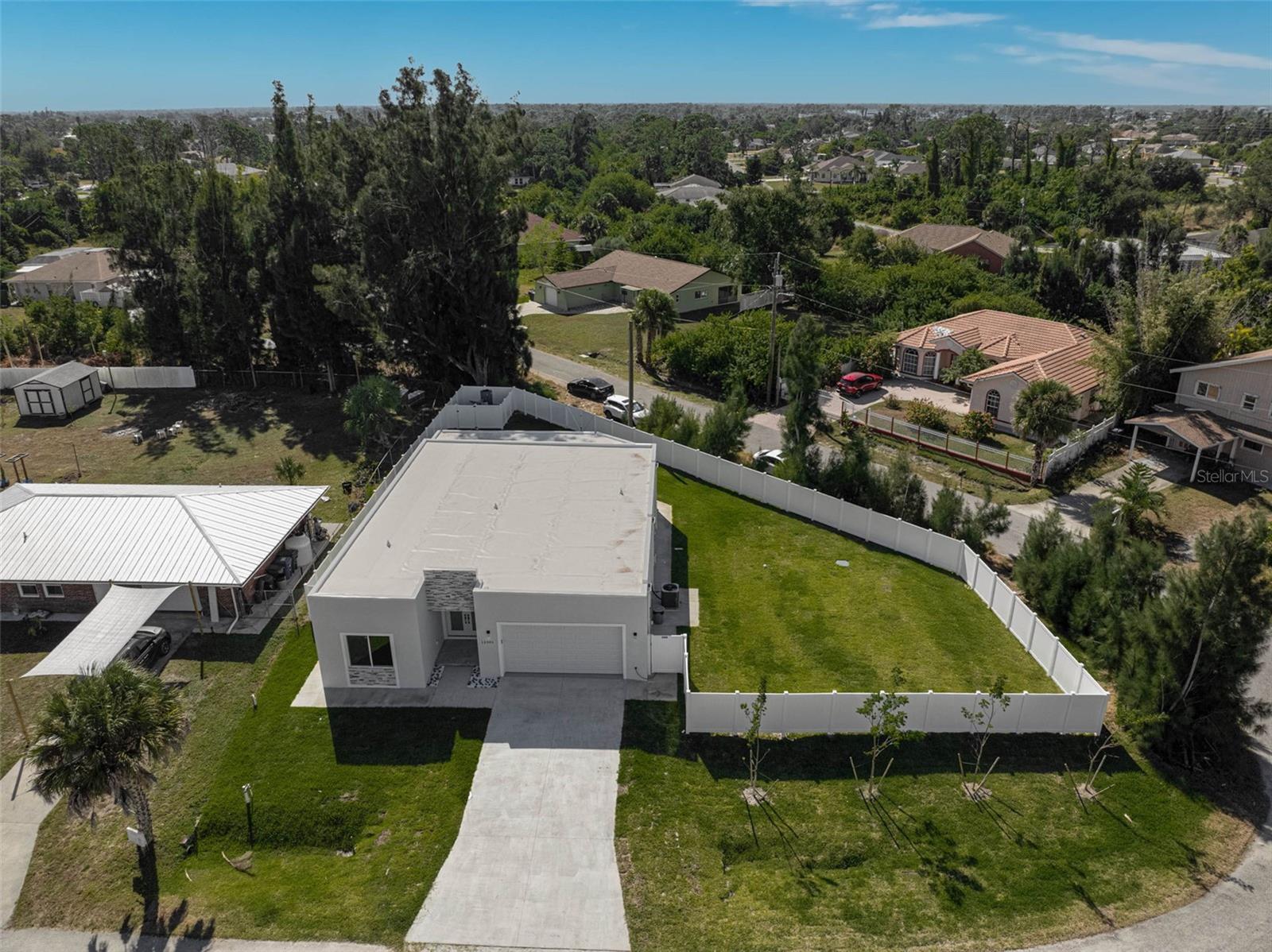 Image 45 of 50 For 12301 Harland Street