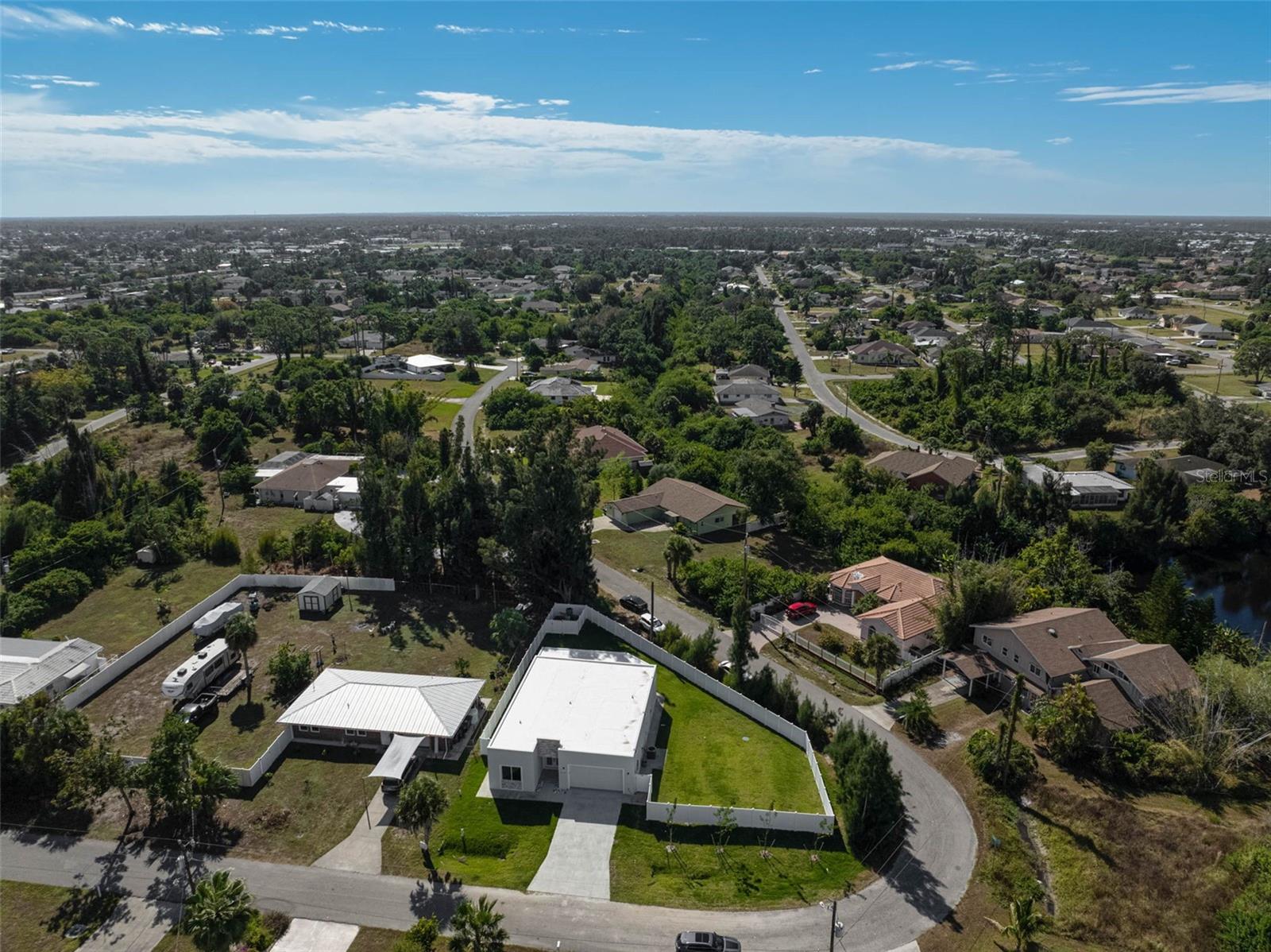 Image 47 of 50 For 12301 Harland Street