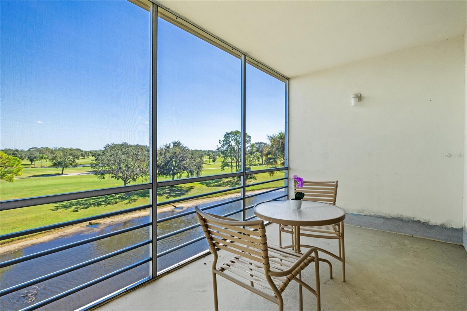 Image 28 of 82 For 7461 Country Club Drive N 408