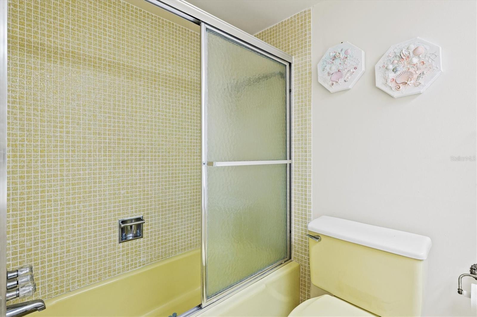 Image 41 of 82 For 7461 Country Club Drive N 408