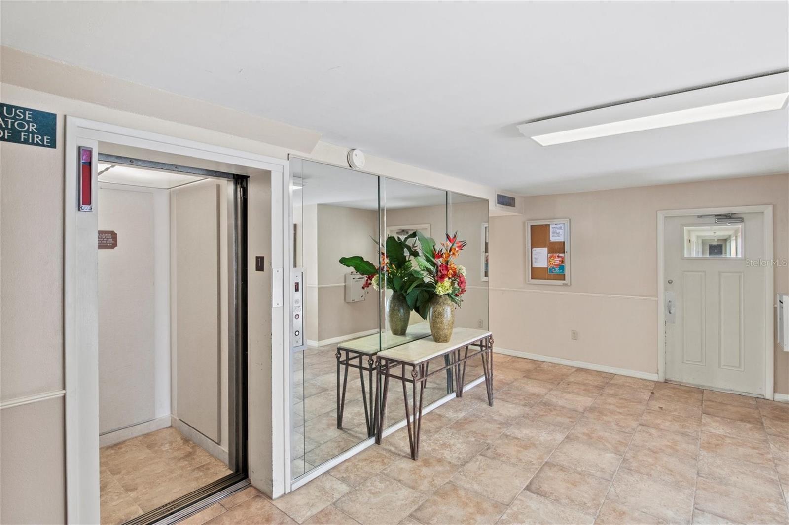 Image 7 of 82 For 7461 Country Club Drive N 408