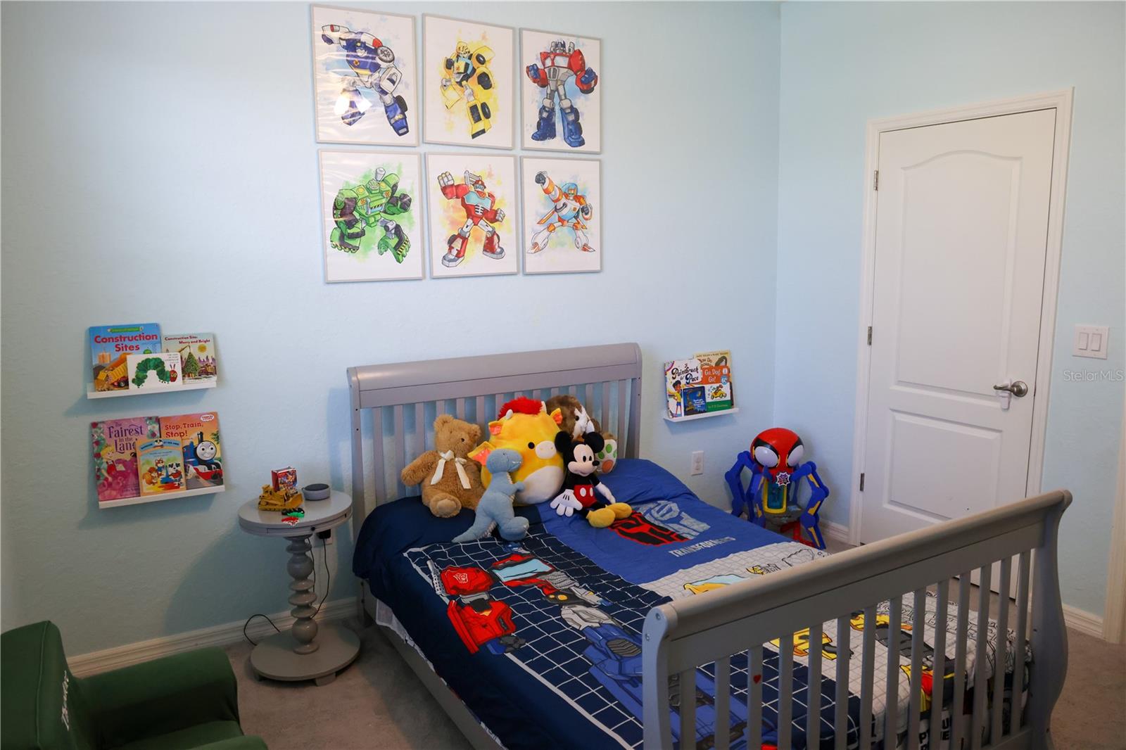 Image 27 of 62 For 17221 Blue Ridge Place