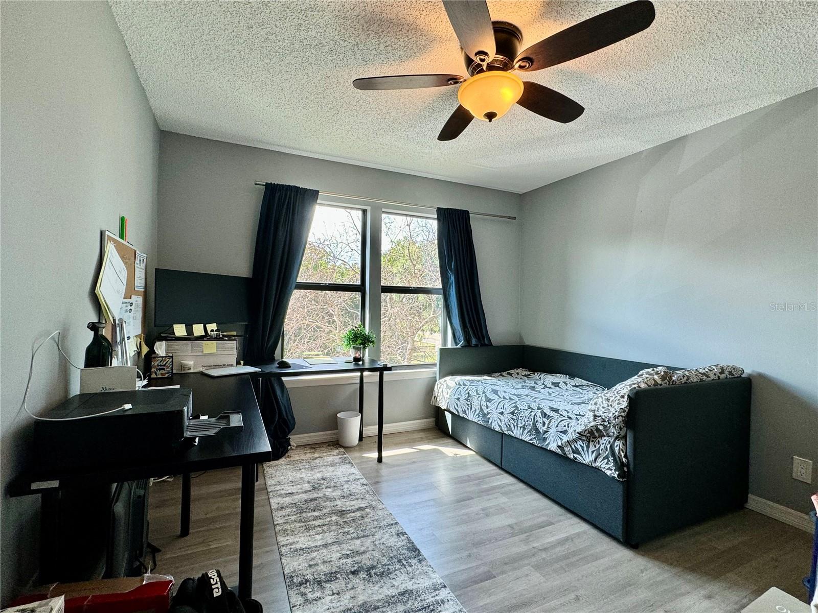 Image 10 of 19 For 4036 Crockers Lake Boulevard 21