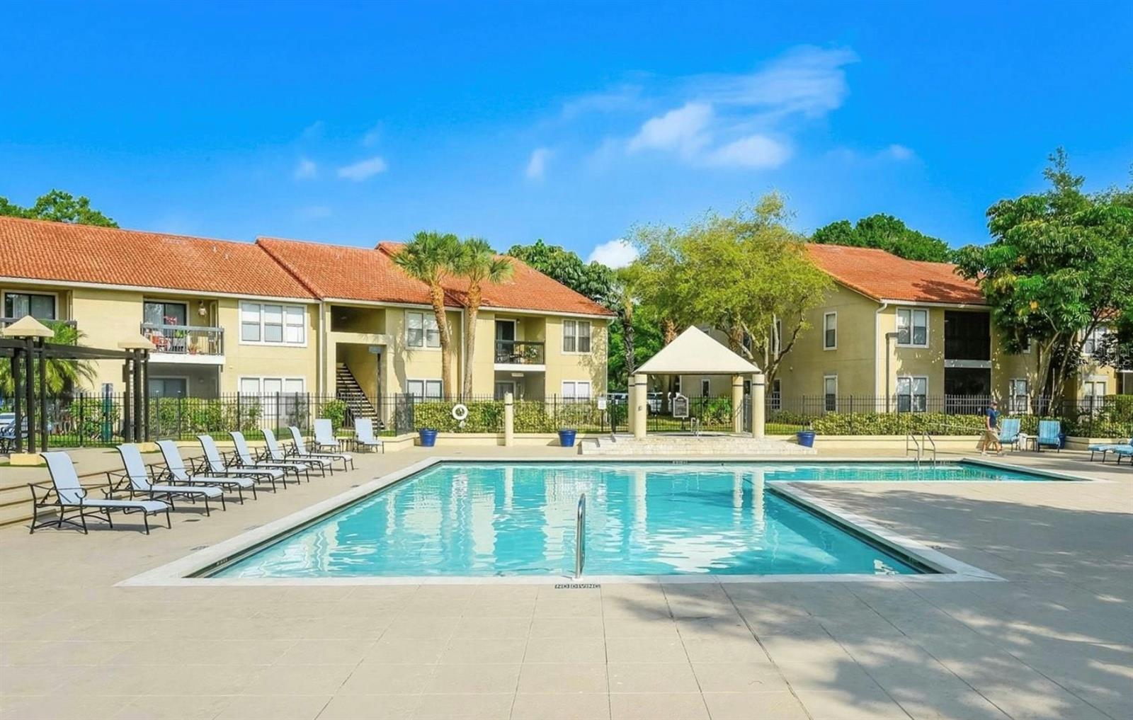 Image 13 of 19 For 4036 Crockers Lake Boulevard 21