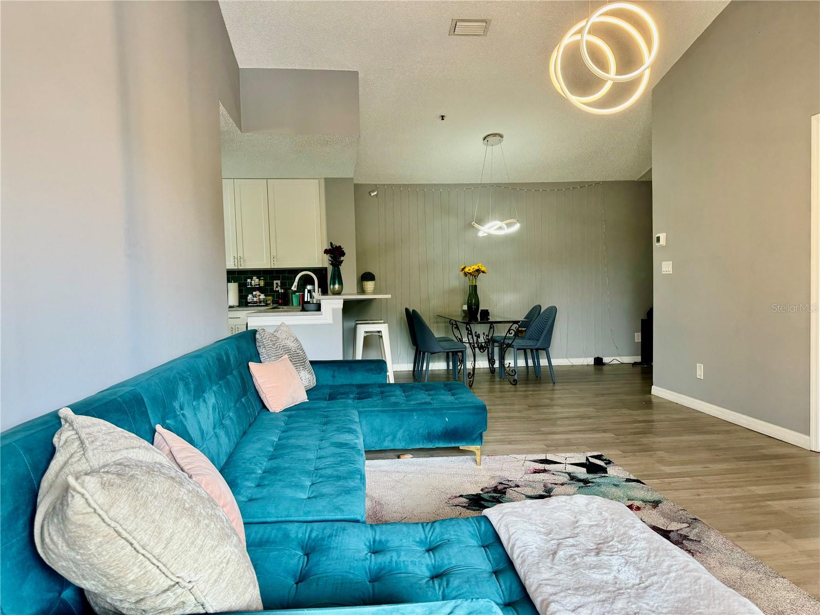 Image 5 of 19 For 4036 Crockers Lake Boulevard 21