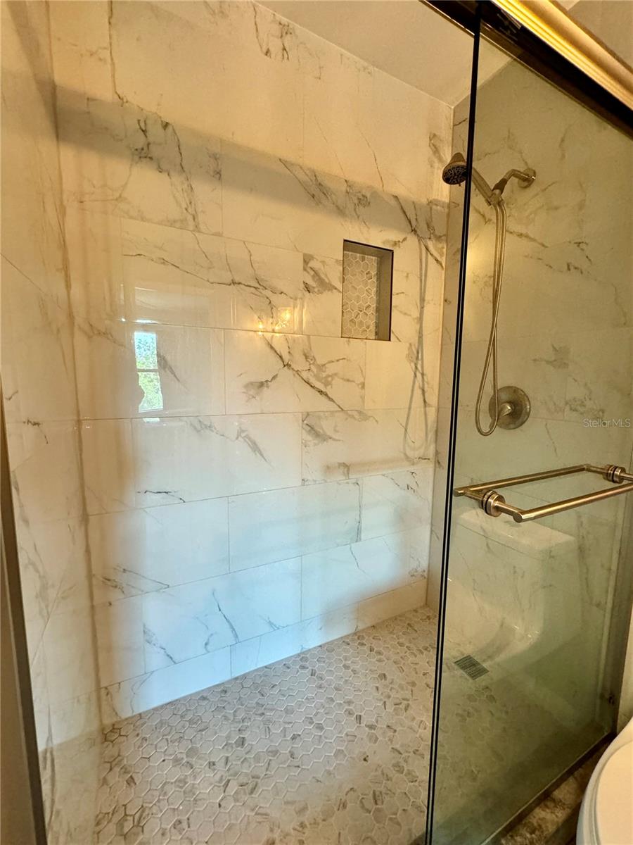 Image 8 of 19 For 4036 Crockers Lake Boulevard 21