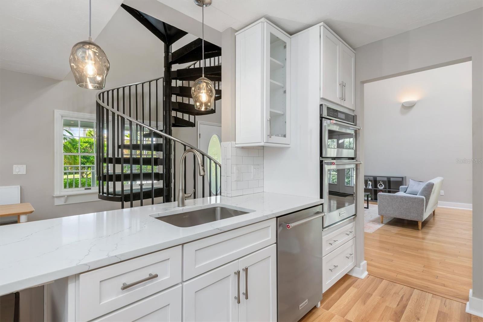 Image 13 of 38 For 1231 Orange Avenue