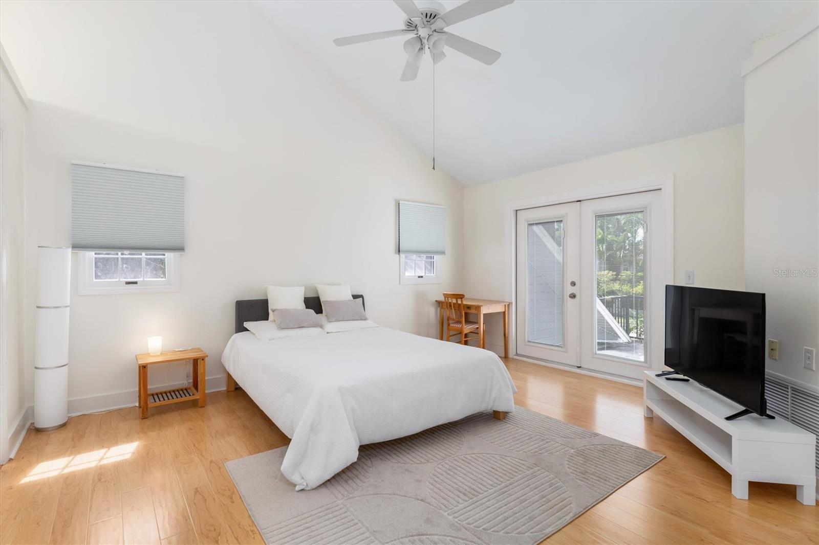 Image 16 of 38 For 1231 Orange Avenue