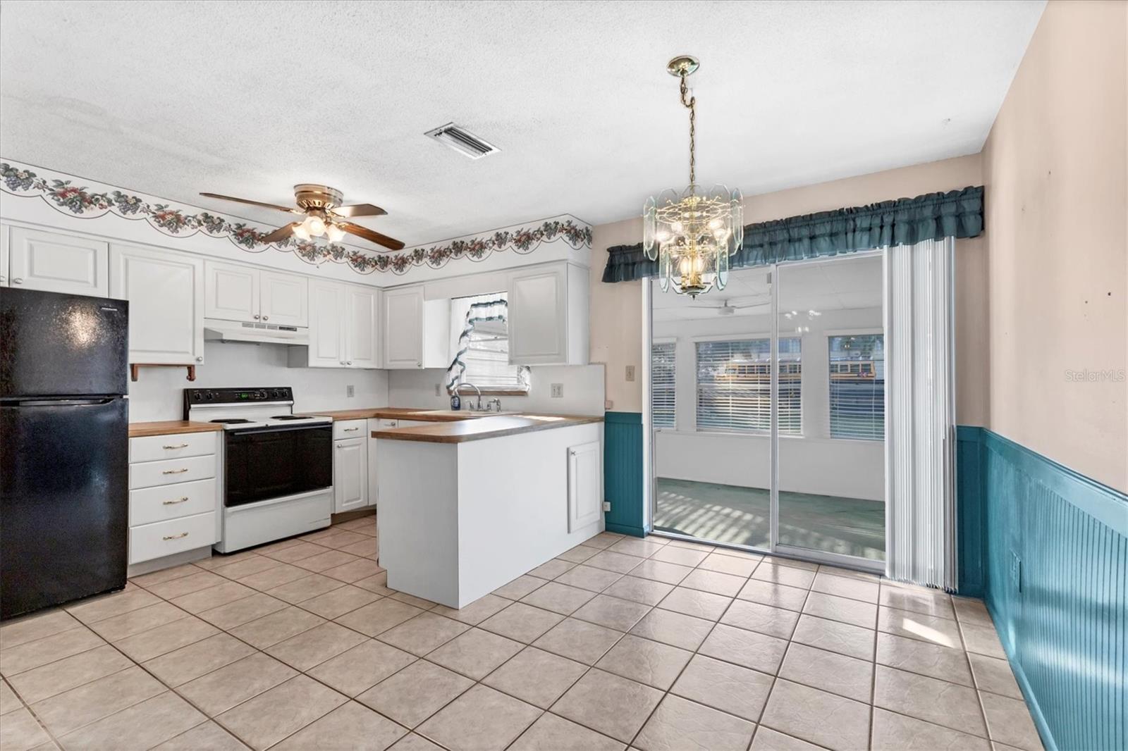 Image 5 of 20 For 3112 52nd Avenue Drive W