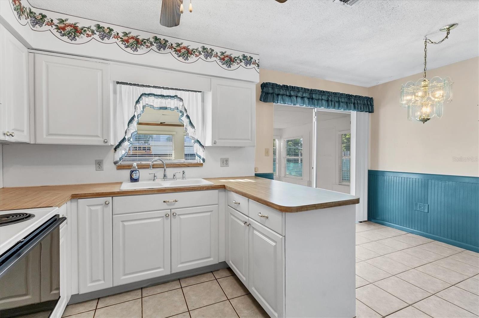 Image 7 of 20 For 3112 52nd Avenue Drive W