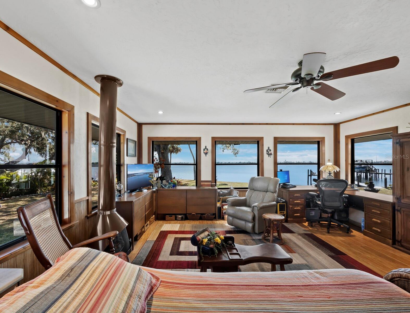 Image 26 of 60 For 1906 68th Terrace E