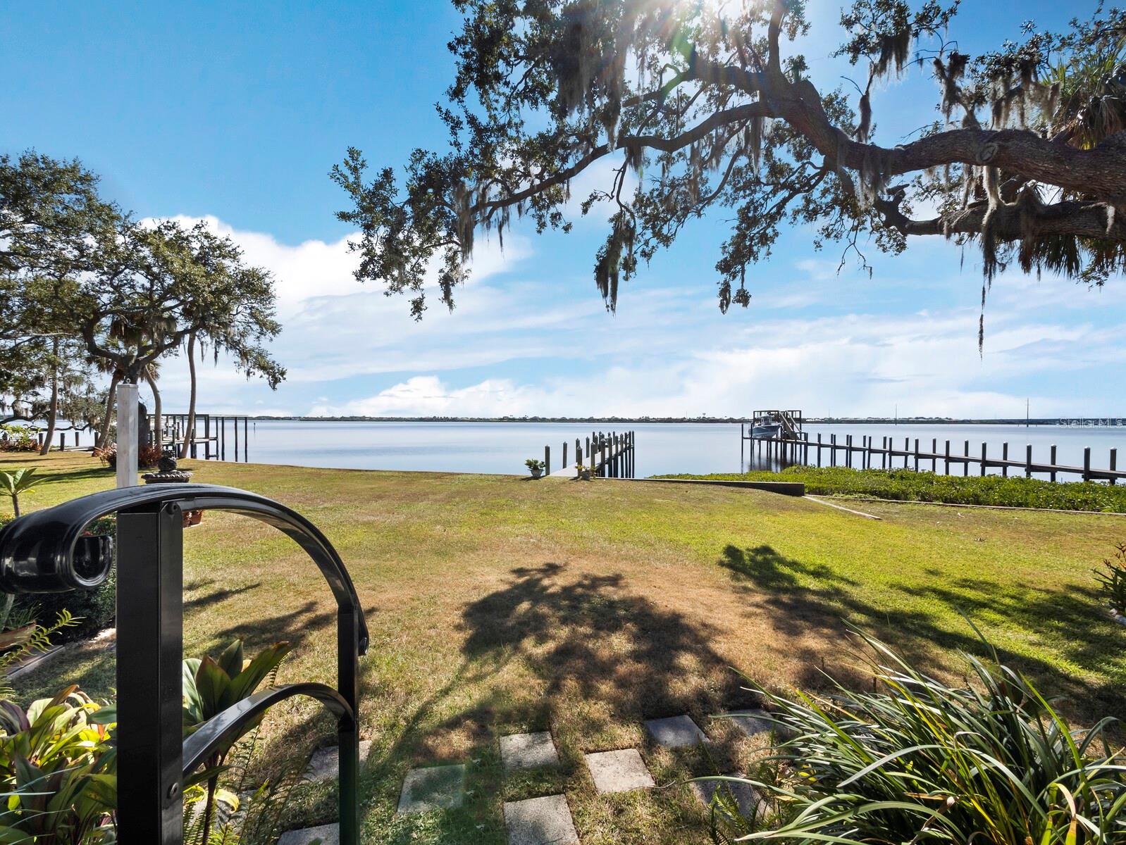 Image 29 of 60 For 1906 68th Terrace E