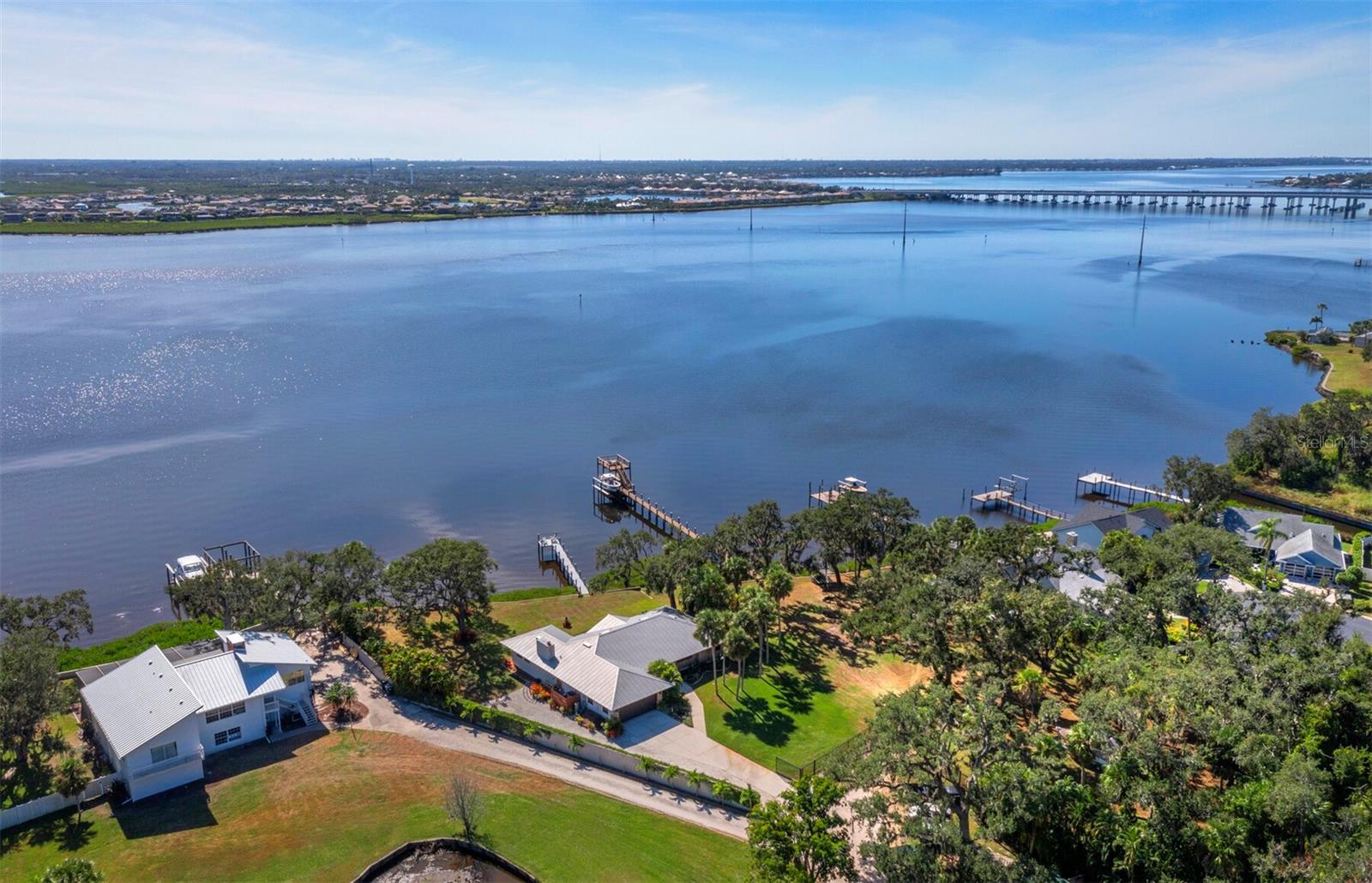 Image 39 of 60 For 1906 68th Terrace E