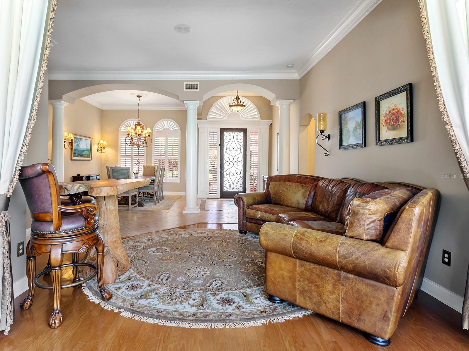 Image 14 of 71 For 10528 Cheval Place